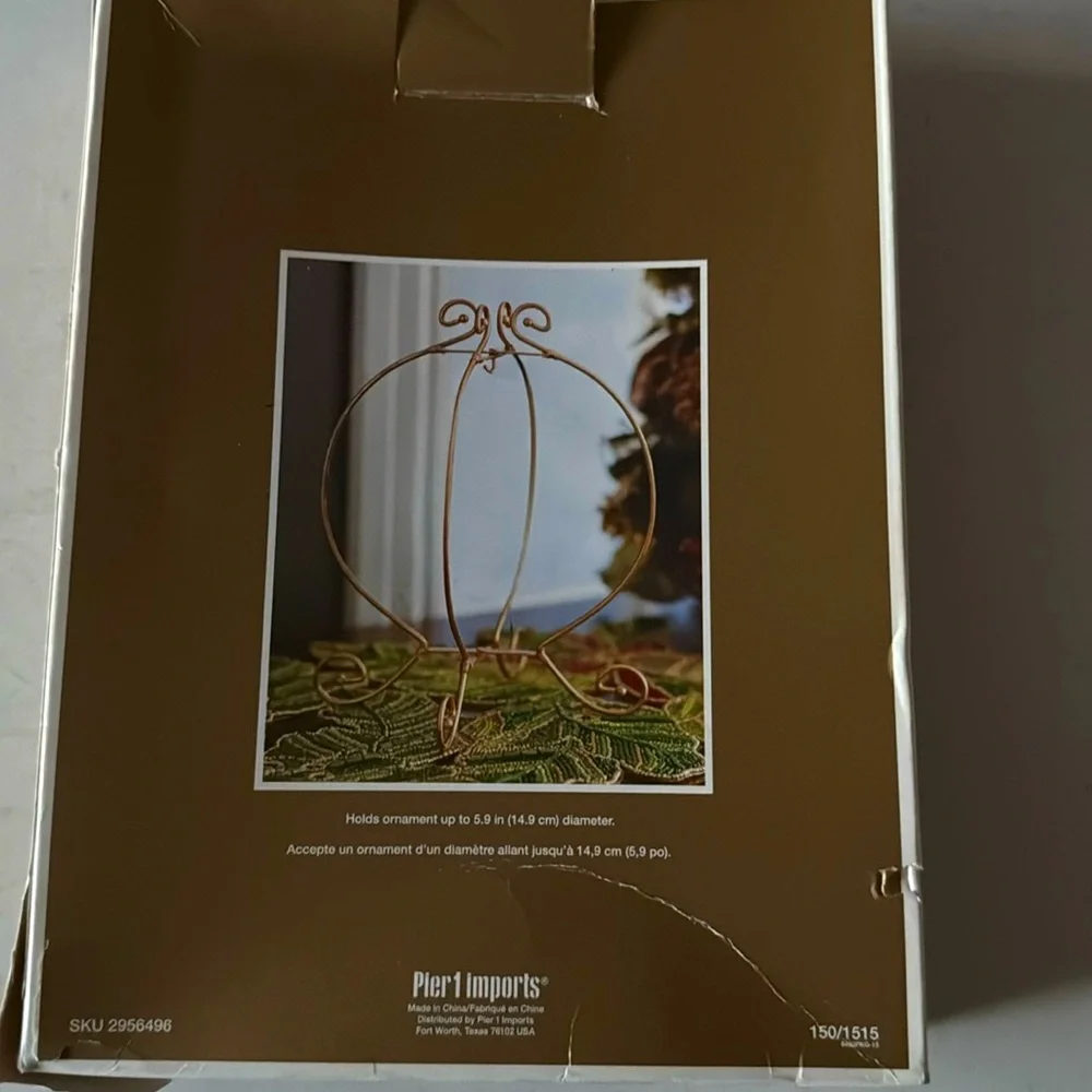 Pier 1 Imports - Christmas Ornament‎ Display Holder - Foldable Gold Tone